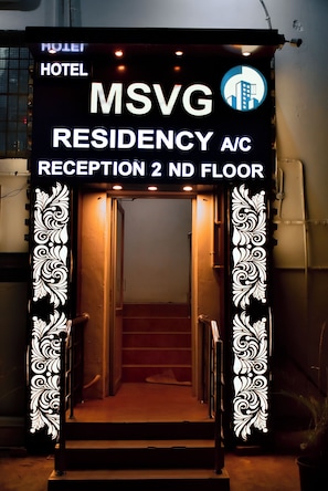 Fachada de la propiedad