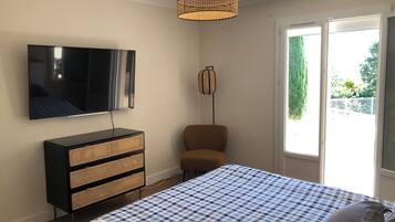 4 chambres, fer et planche Ă repasser, Wi-Fi, draps fournis