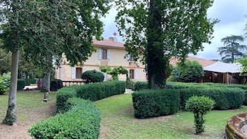 Fachada de la propiedad