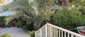 Charming 1-bedroom villa with AC, WiFi in lovely Sharjah