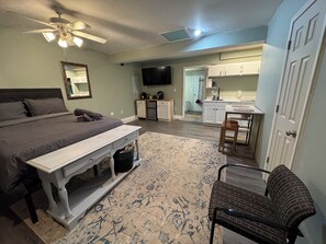 1 chambre, fer et planche à repasser, Wi-Fi, draps fournis