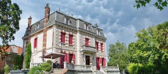 Chateau ideal for Family Holidays/Reunions, Etc.