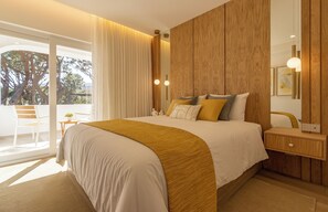Iron/ironing board, WiFi, bed sheets - Luxury Pine Tree Apartment - Golf, Tennis, and Pools (Albufeira)