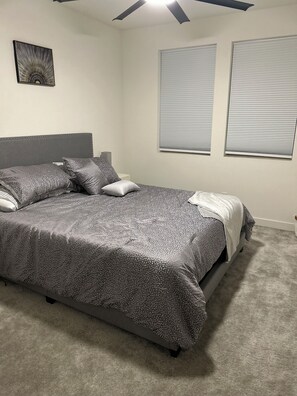 3 chambres, bureau, fer et planche à repasser, Wi-Fi gratuit