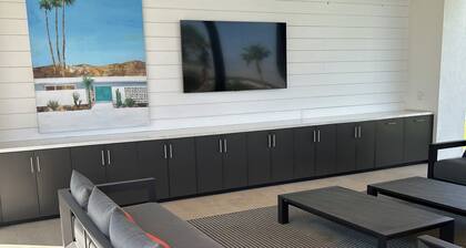 3-bedroom villa in awesome Palm Desert with fitness room, AC, WiFi