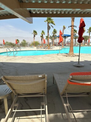 Outdoor pool, a heated pool - 3-bedroom villa in awesome Palm Desert with fitness room, AC, WiFi (Palm Desert)