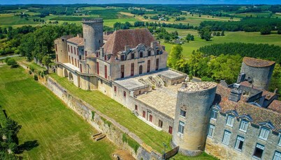 Comfortable stone house ideal for vacations with family or friends