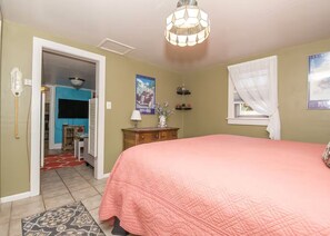 1 chambre, coffres-forts dans les chambres, bureau