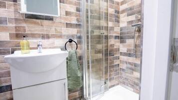 House, City View | Bathroom