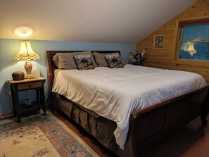 5 bedrooms, travel cot, WiFi, bed sheets