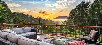 Private, Views, 2 Pools 2 Firepits, HotTub Sleep24