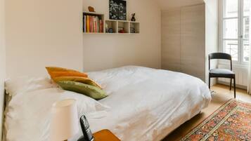 2 chambres, fer et planche Ă repasser, Wi-Fi, draps fournis