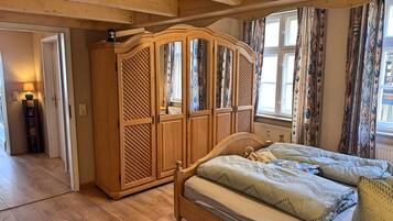 2 bedrooms, travel crib, WiFi, bed sheets