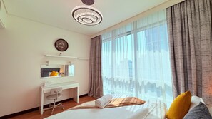 1 habitación, tabla de planchar con plancha, wifi y ropa de cama 