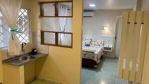 Gambar tidak terklasifikasi, 3 dari 23, tombol