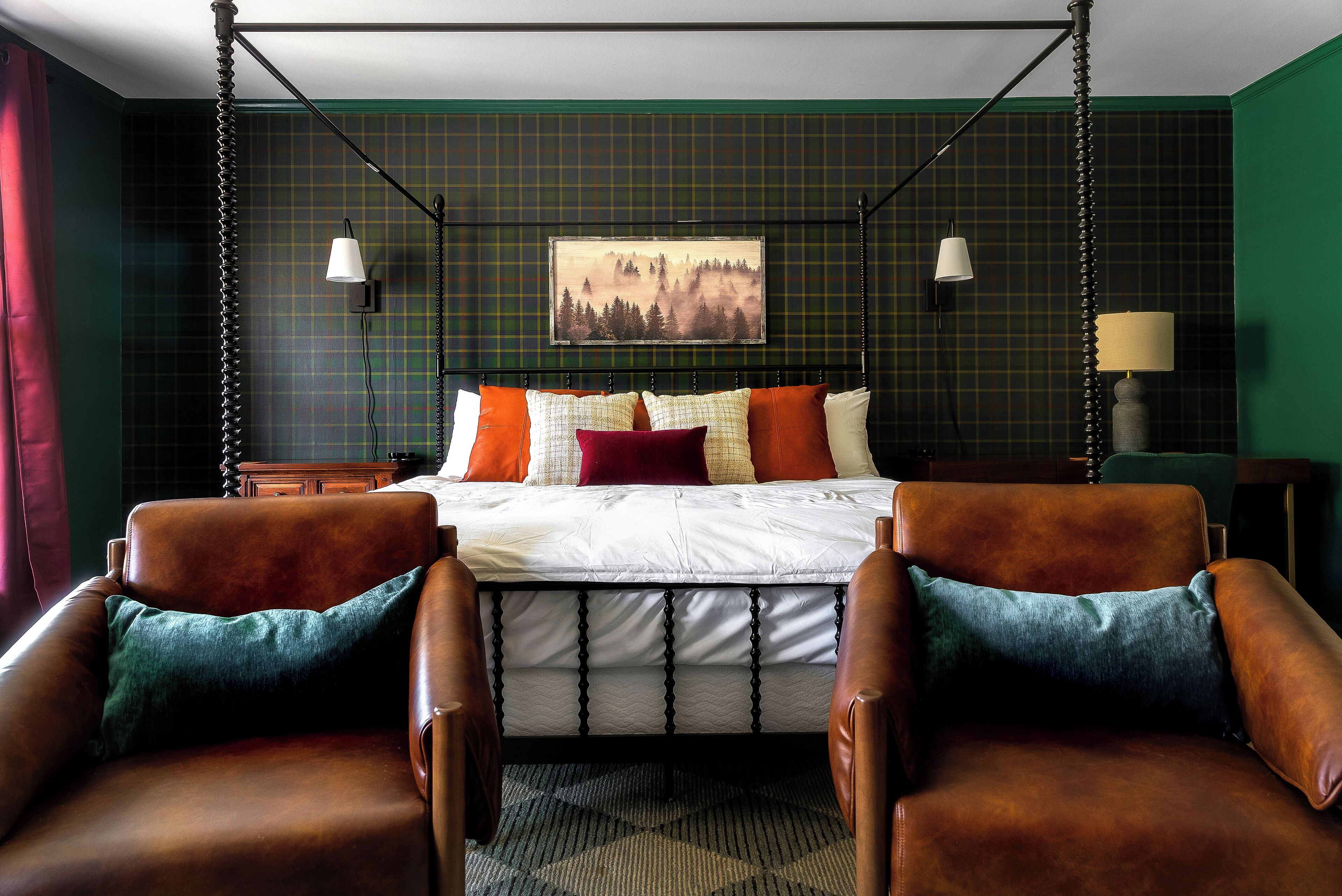 5 bedrooms, iron/ironing board, travel crib, WiFi