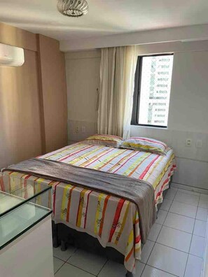 2 habitaciones, tabla de planchar con plancha, wifi y ropa de cama