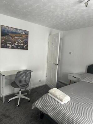 3 bedrooms, WiFi