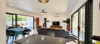 Villa Moea, private pool, confort & serenity in Pirae - A/C- Wifi - 3 bdr