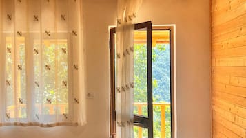 Classic Double Room, Balcony, Lake View | Free WiFi