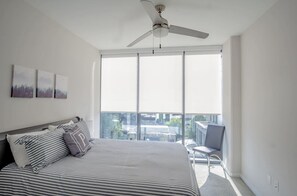 1 chambre, fer et planche à repasser, Wi-Fi, draps fournis