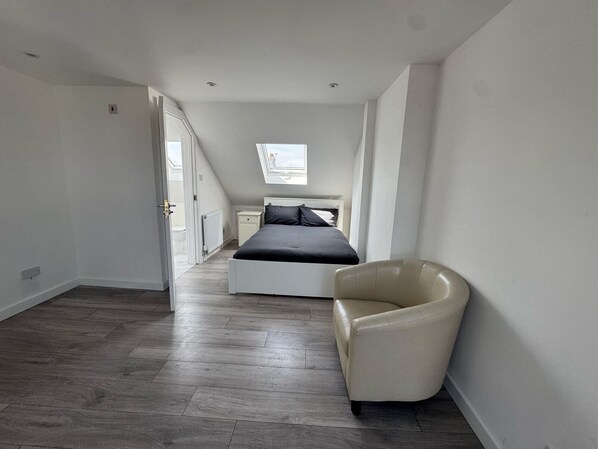 House | 2 bedrooms, free WiFi, bed sheets