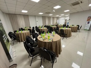 Fasilitas rapat
