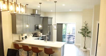 New Home 3-bedroom, 2 baths, 2 car garage house in Palm Coast 14 min to beach