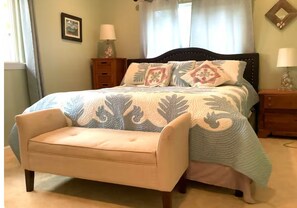 1 habitación, tabla de planchar con plancha, wifi y ropa de cama 