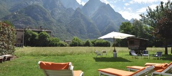 Agréable appartement pour 3 personnes avec WIFI, climatisation, TV, patio et animaux admis