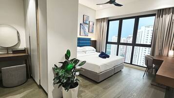 1 bedroom, desk, iron/ironing board, WiFi