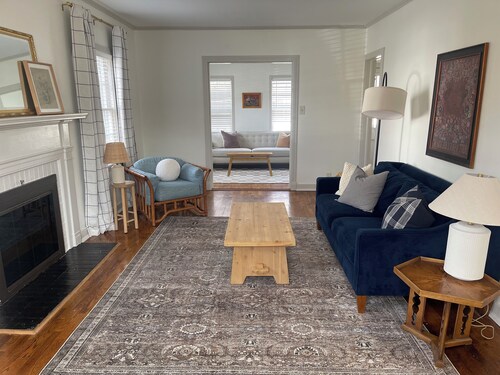 3-bedroom house 2 blocks from MGH on wonderful family-friendly street!