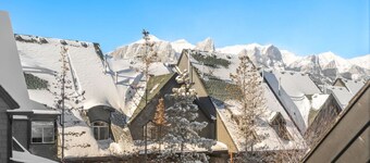 Mystic 2BR Canmore Retreat w/ Pool,  Hot Tub + BBQ