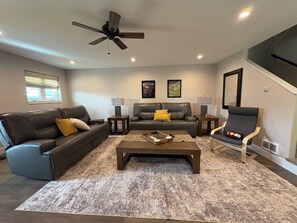 Smart TV, fireplace, computer monitors