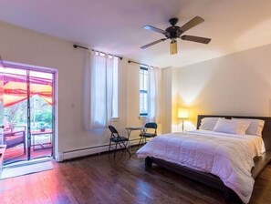 2 chambres, fer et planche à repasser, Wi-Fi, draps fournis