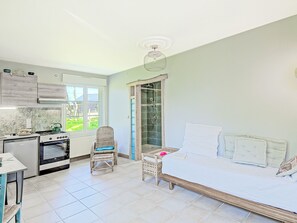 1 غرفة نوم وخدمة الإنترنت