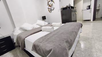 1 bedroom, iron/ironing board, WiFi, bed sheets