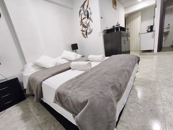 1 bedroom, iron/ironing board, WiFi, bed sheets