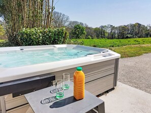 Outdoor spa tub - La Trélennette by Interhome (Plonéour-Lanvern)
