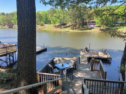 Renovated house directly on Lake Wateree with dock-swim, boat, fish, kayak, tube