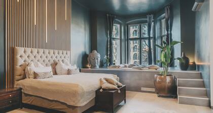 Altbau-Loft für 12 Personen am Alexanderplatz