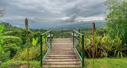 El Manzano 2BR | Mirador | BBQ | Bird Watching