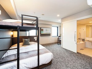 Family Room, Non Smoking | Desk, blackout drapes, soundproofing, free WiFi - Super Hotel Premier Aso Kumamoto Airport (Ozu)