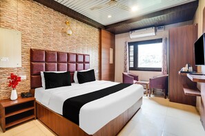 House | 1 bedroom - Heaven Hill Canal Road Dehradun (Dehradun)