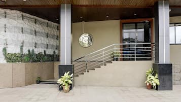 House | Reception