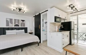 1 chambre, fer et planche à repasser, Wi-Fi, draps fournis