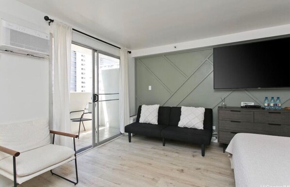 1 bedroom, iron/ironing board, WiFi, bed sheets