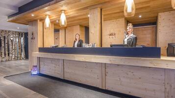 Apartemen | Resepsionis