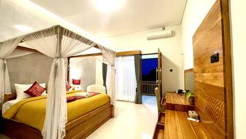 Deluxe Double Room, Balcony | Desk, free WiFi