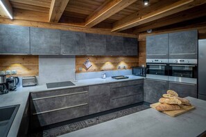 House | Private kitchen